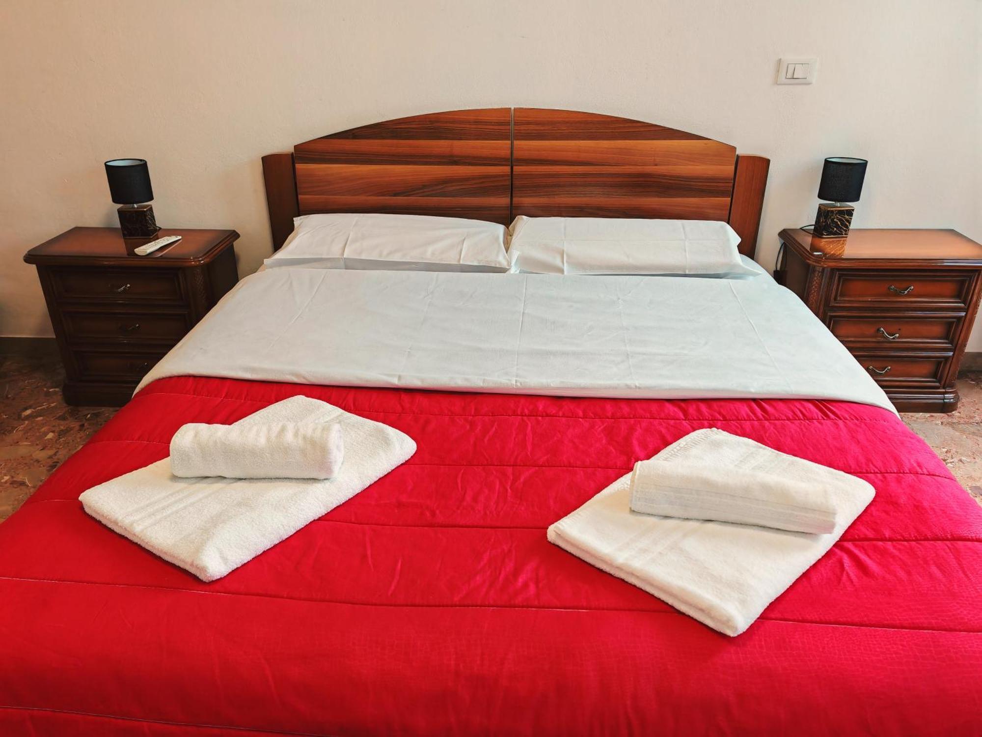 Goldmine Guest House 2 เวนิส ห้อง รูปภาพ