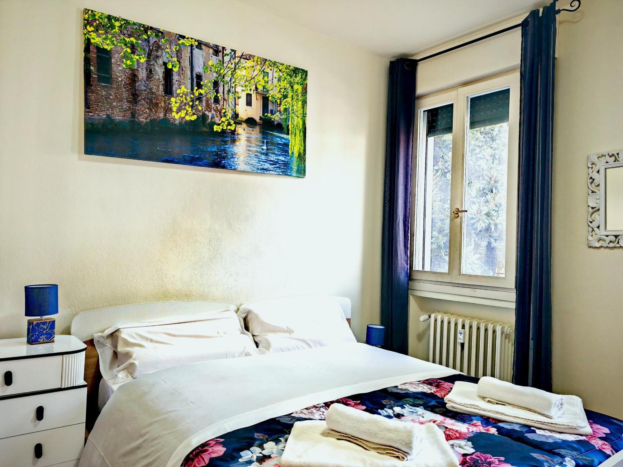 Goldmine Guest House 2 เวนิส ภายนอก รูปภาพ